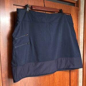 Navy Blue Athleta Skort with Zipper Pockets 2X